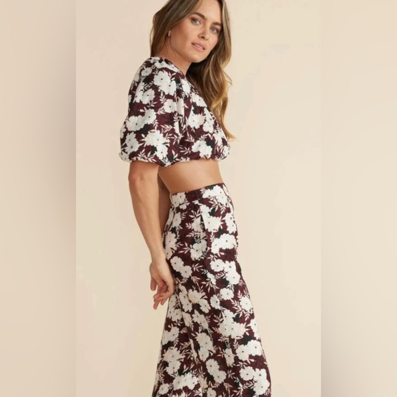 NWT! Mink Pink! Maya Cropped Top - Multi - Picture 2 of 3